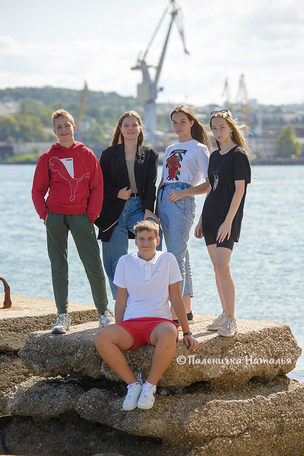выпускной альбом, выпускные альбомы,  Севастополь, в Севастополе, виньетка, общая фотография класса, фотосъемка утренников, фотосъемка в детском саду, фотограф на выпускной, фотосессия в школе, в детском саду, подготовка ЕГЭ Севастополь, ОГЭ Севастополь, фотограф на 1 сентября