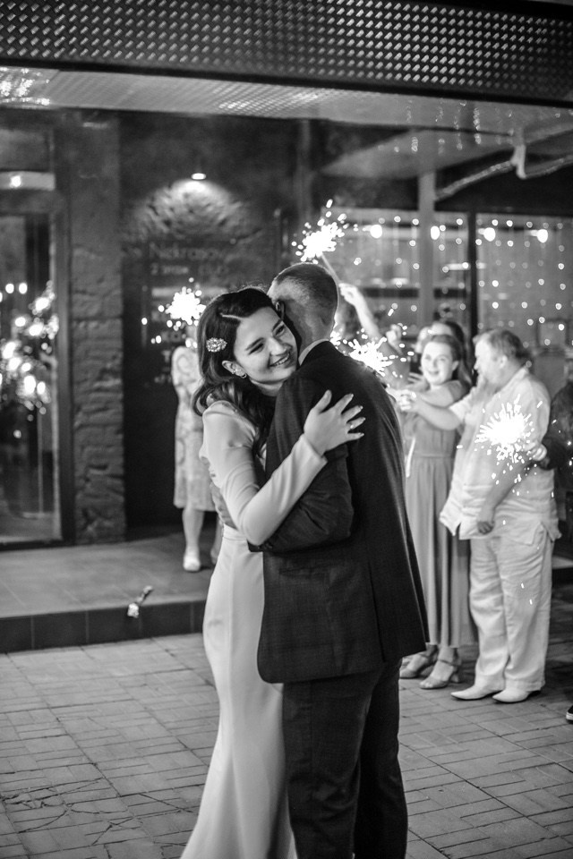 Ведущая Черчик. Подрядчики и друзья сети свадебных площадок House for wedding