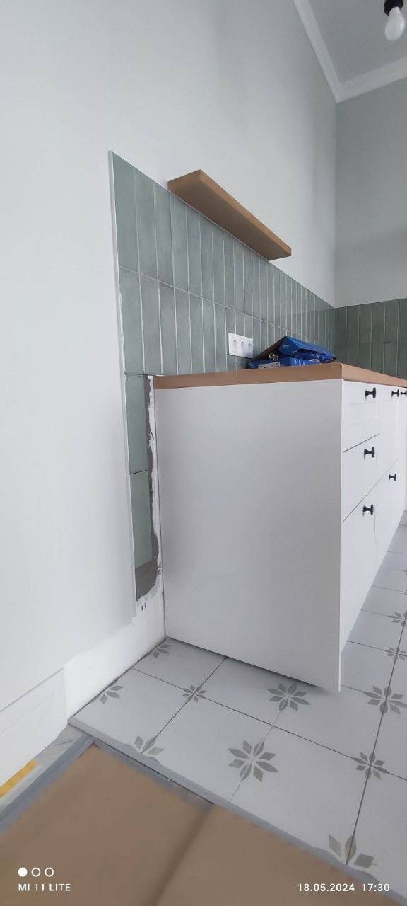 Фото с монтажа |Мебель на заказа: кухни, шкафы и т.д. в Томске. ГУДРУМ — Мебель на заказ в Томске | Кухни | Шкафы | Стулья и Столы