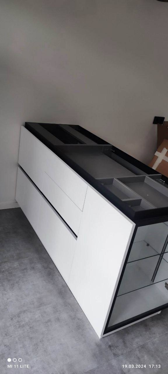 Фото с монтажа |Мебель на заказа: кухни, шкафы и т.д. в Томске. ГУДРУМ — Мебель на заказ в Томске | Кухни | Шкафы | Стулья и Столы