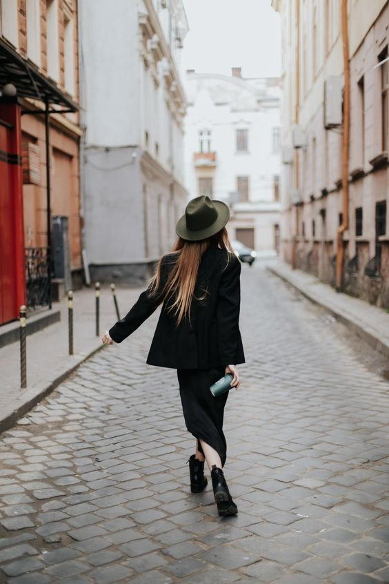 Прогулочная фотосессия, для девушки. Фотограф в Иркутске Кристина Телегина