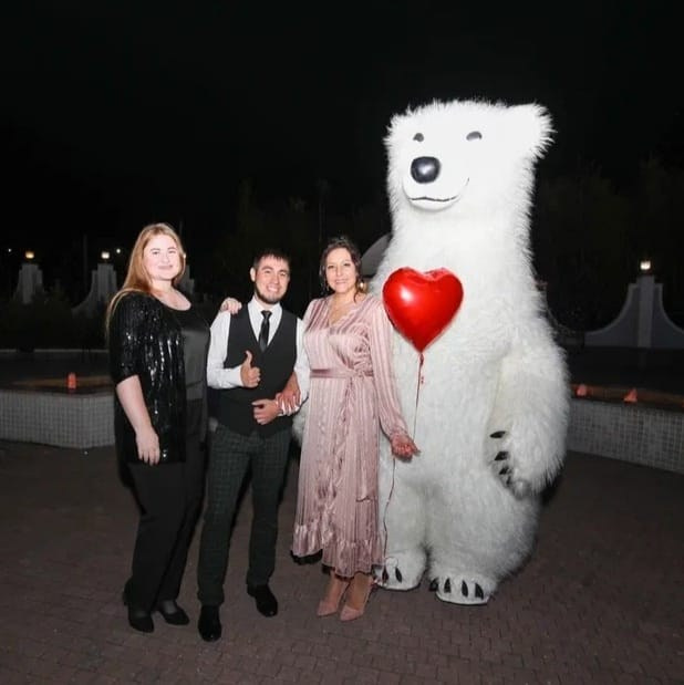 Фото. Ведущий ярких праздников — Сергей Велигодский