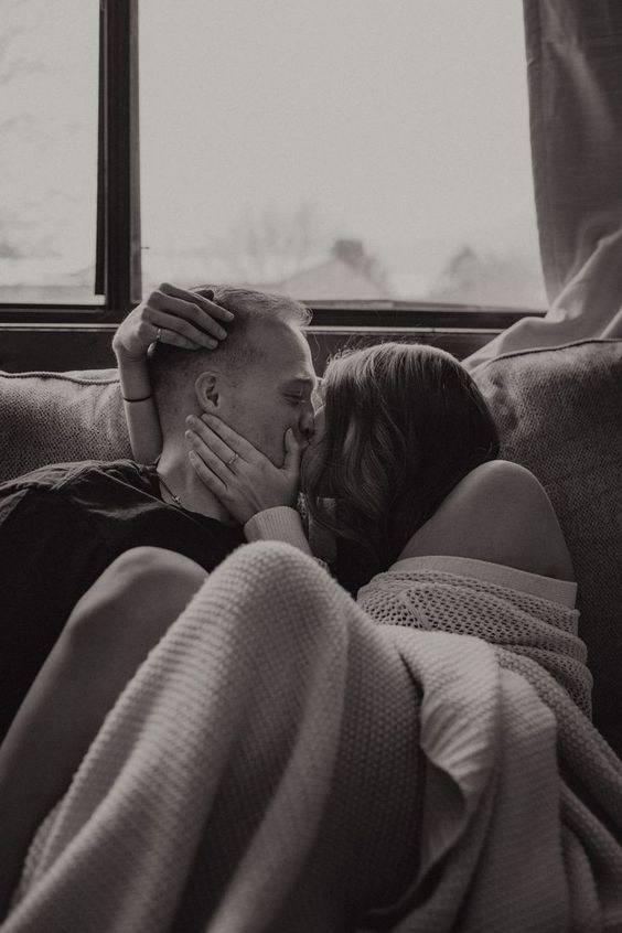 Парная фотосессия, дома. Фотограф в Иркутске Кристина Телегина