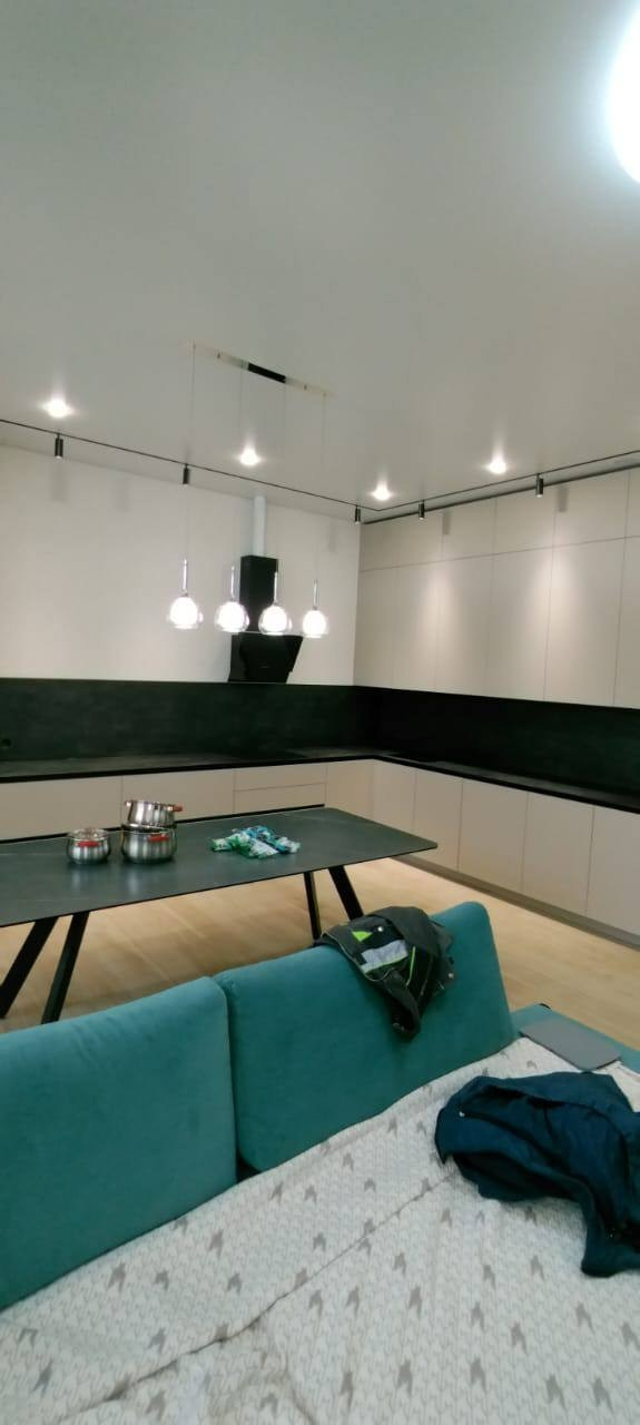 Фото с монтажа |Мебель на заказа: кухни, шкафы и т.д. в Томске. ГУДРУМ — Мебель на заказ в Томске | Кухни | Шкафы | Стулья и Столы