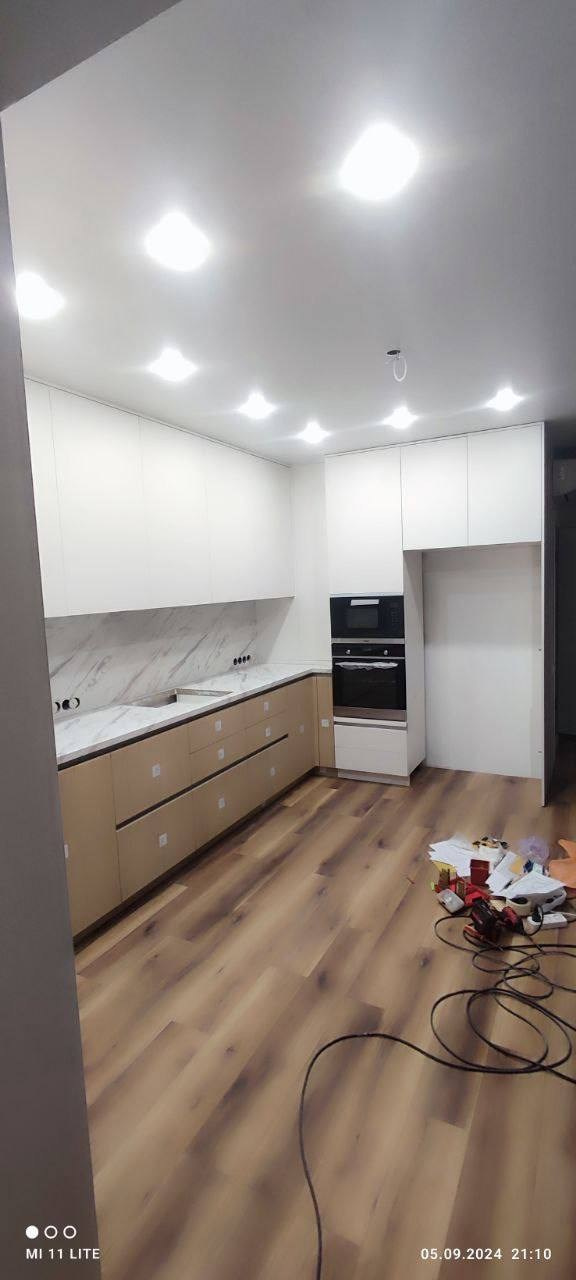 Фото с монтажа |Мебель на заказа: кухни, шкафы и т.д. в Томске. ГУДРУМ — Мебель на заказ в Томске | Кухни | Шкафы | Стулья и Столы