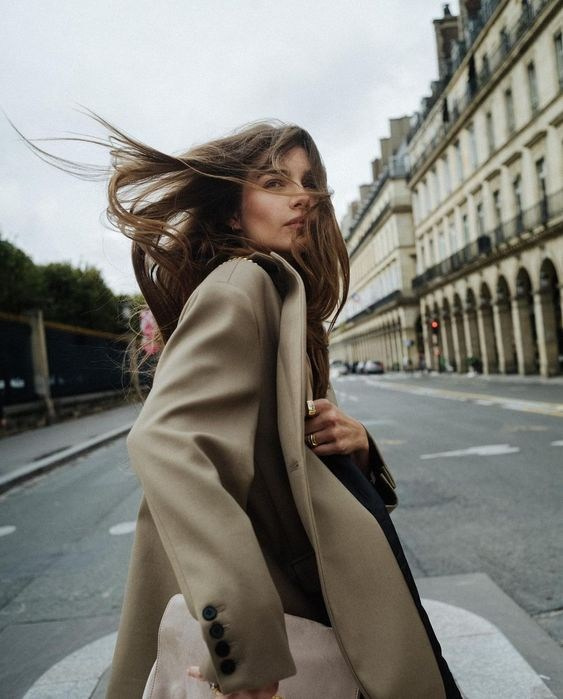 Прогулочная фотосессия, для девушки. Фотограф в Иркутске Кристина Телегина