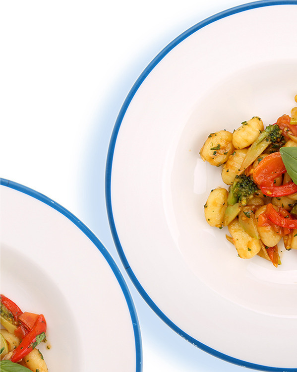 На белом фоне. Предметный и рекламный фотограф в Ростове-на-Дону Кристина Орлова