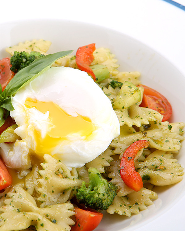 На белом фоне. Предметный и рекламный фотограф в Ростове-на-Дону Кристина Орлова