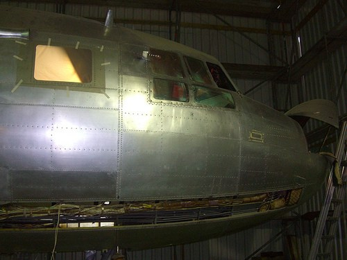 Ил-14 в Германии (восстановление в музее). Фотоальбом показывающий увлекательный мир авиации и мир медведей Андрея Иванова