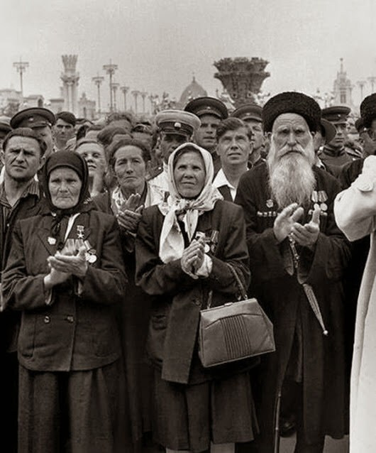 Фотографы, изменившие мир: Анри Картье-Брессон. Фотограф Антон Швец — Монохромная реальность