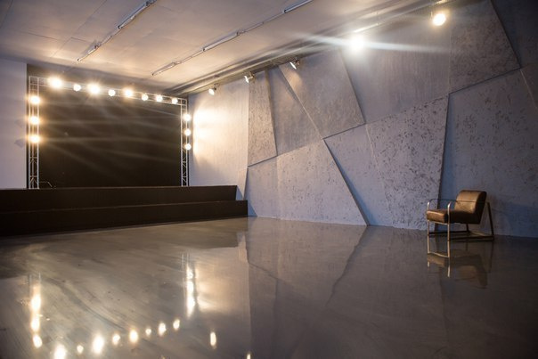 Фотостудия "Простор" зал «ATLAS»