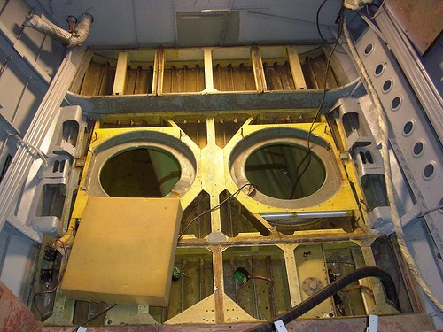 Ил-14 в Германии (восстановление в музее). Фотоальбом показывающий увлекательный мир авиации и мир медведей Андрея Иванова