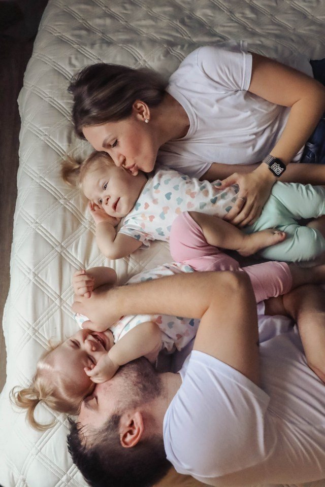 Happy family of a little girl. Семейный, детский, свадебный фотограф в Москве, Люберцах