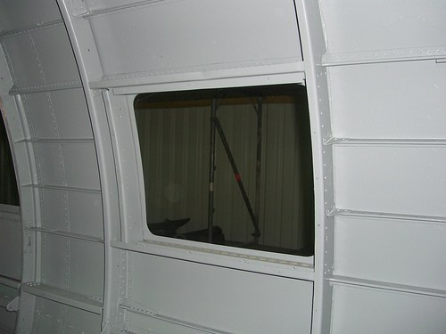 Ил-14 в Германии (восстановление в музее). Фотоальбом показывающий увлекательный мир авиации и мир медведей Андрея Иванова