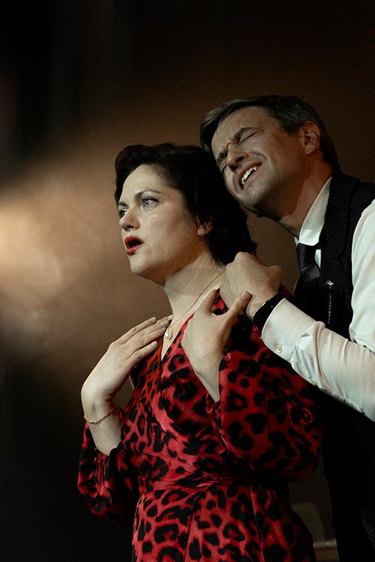 Un miracle ordinaire. Photographer Kostya Jonaitis (streetphotography, BBC News, Fashion)