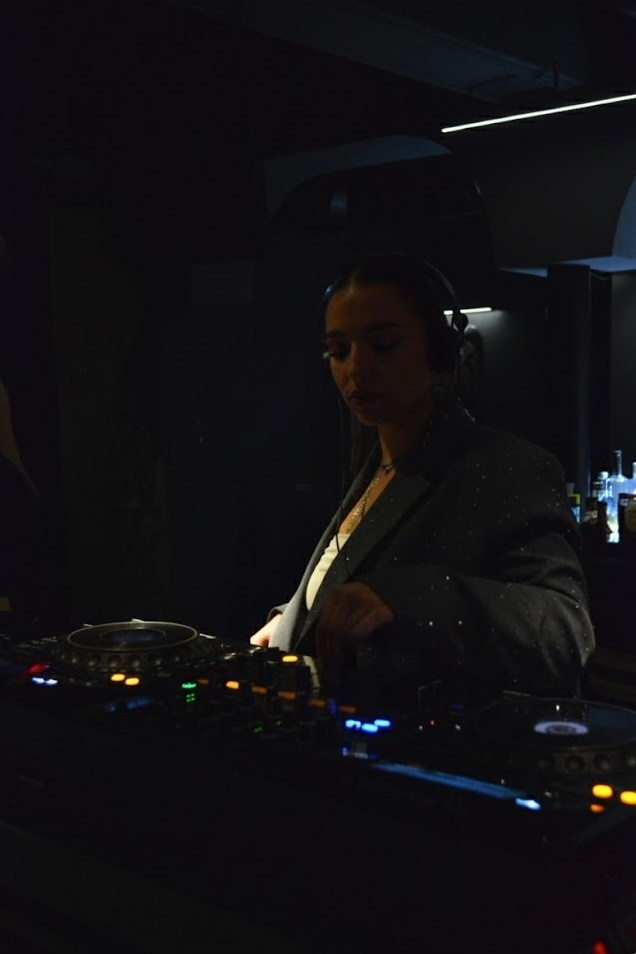 Репортажная. Индивидуальный/лавстори/предметный фотограф в Хабаровске Осыка Дарьяна