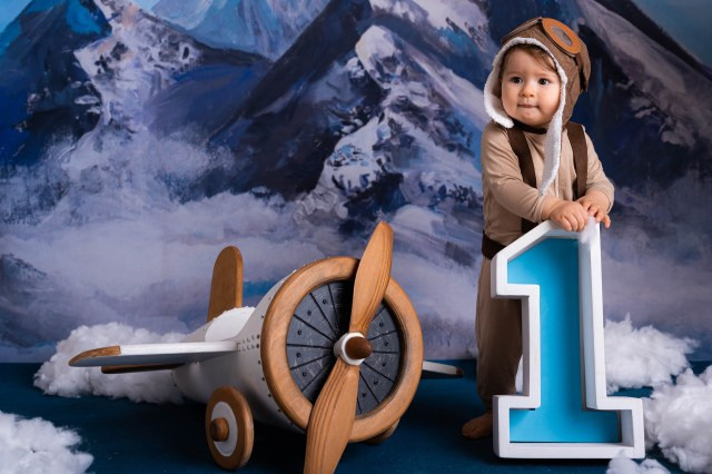 Фотосессия на годик для мальчика. Фотосессия на годик в Москве. Фотограф годовасия