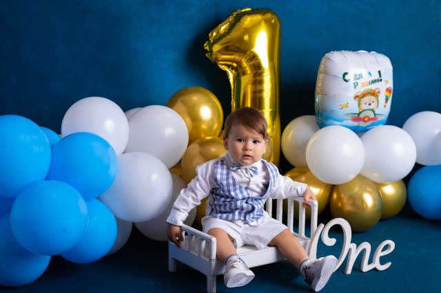 Фотосессия на годик для мальчика. Фотосессия на годик в Москве. Фотограф годовасия