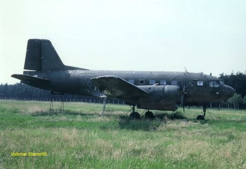 Ил-14 в Германии (восстановление в музее). Фотоальбом показывающий увлекательный мир авиации и мир медведей Андрея Иванова