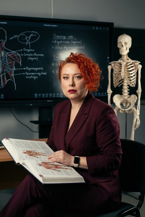 Педагог (Анатомия\кандидат мед.наук). Школьный фотограф Евгения Саховская