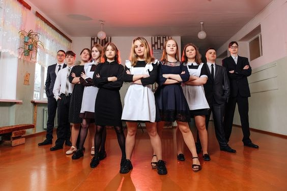 Идеи фото группами 9-11 класс. Выпускные альбомы «Эврика» в Нижнем Новгороде