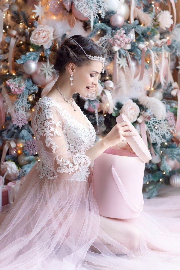 Фотосессия беременности в Москве — съемка беременных в студии