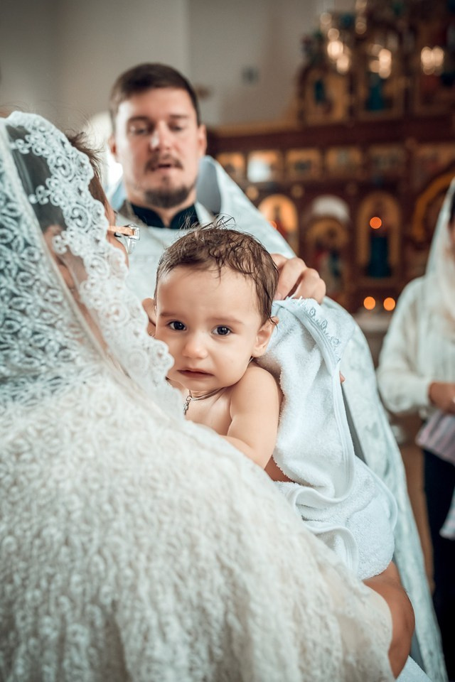 Съемки в храме. Семейный и церковный фотограф в Нефтеюганске