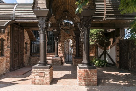 Развлекательный комплекс «Старый город». Свадебный фотограф в Ростове Александра Груздева