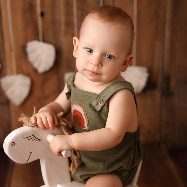 Костюмы для мальчиков 6 месяцев. Фотограф новорожденных Москва. Ньюборн фотограф Москва