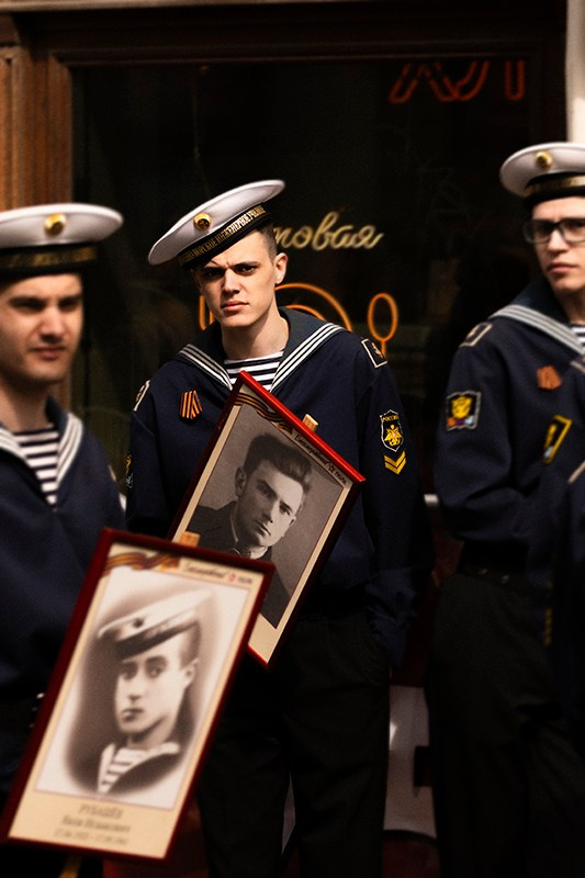 May 9, St. Petersburg. Photographer Kostya Jonaitis (streetphotography, BBC News, Fashion)