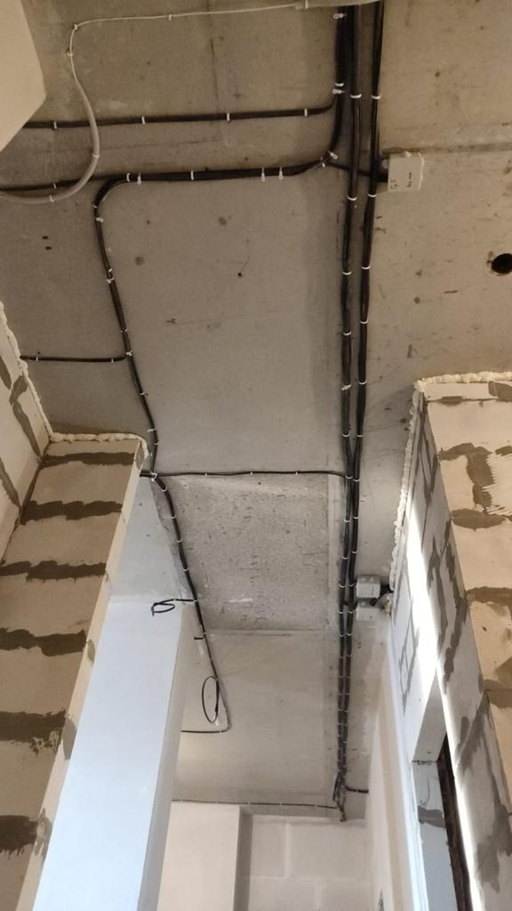 Черновые электромонтажныеработы. Мамонт