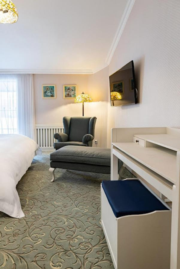 Отель Резиденция (Извольте). Свадебный фотограф в Ростове Александра Груздева