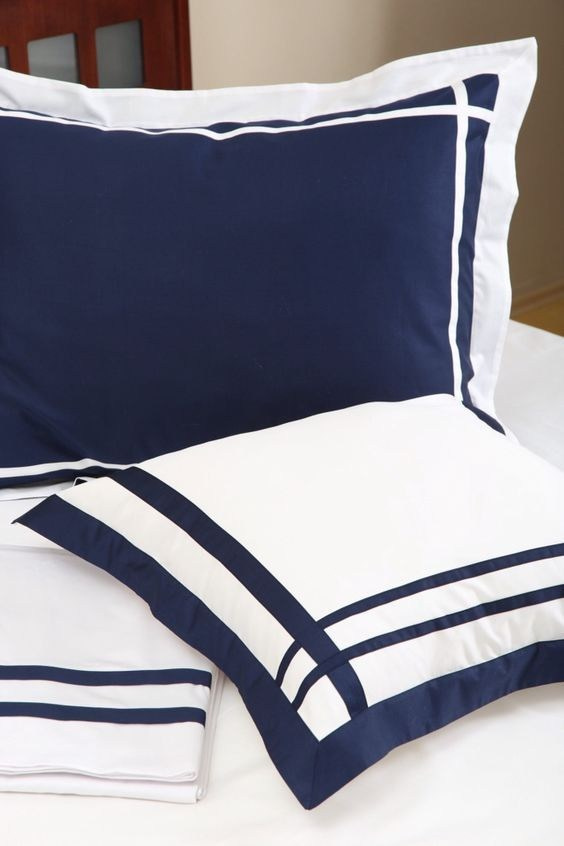 Предметное фото - мягкие и модные комплекты, чтобы каждый сон был приятным и спокойным.