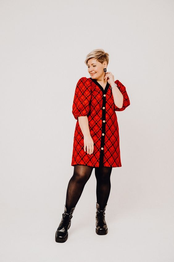 Наталья, 48-50 р-р, 164 см. KED Production — продакшн из СПб. Создаём фото, видео и контент, который помогает брендам и селлерам продавать больше