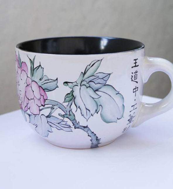 Цветы в  в декоративно-прикладном и изобразительном искусстве Японии.