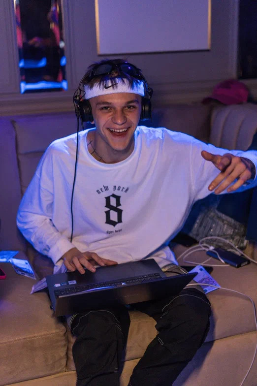 DJ вечеринка в Сочи. Семейный фотограф и видеограф Николай Ставский