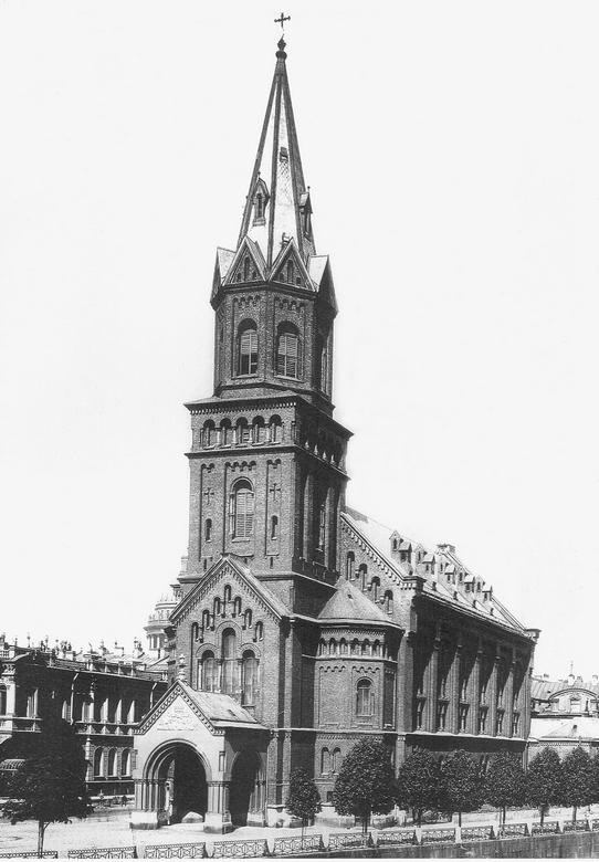 The German Reformed Church. Paintings by the artist Sergey Ratchin