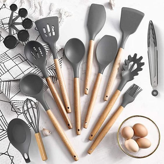 Предметное фото - изысканные предметы посуды для оригинального стиля.