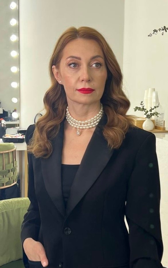 Ирина, 44 р-р, 170 см рост. KED Production — продакшн из СПб. Создаём фото, видео и контент, который помогает брендам и селлерам продавать больше