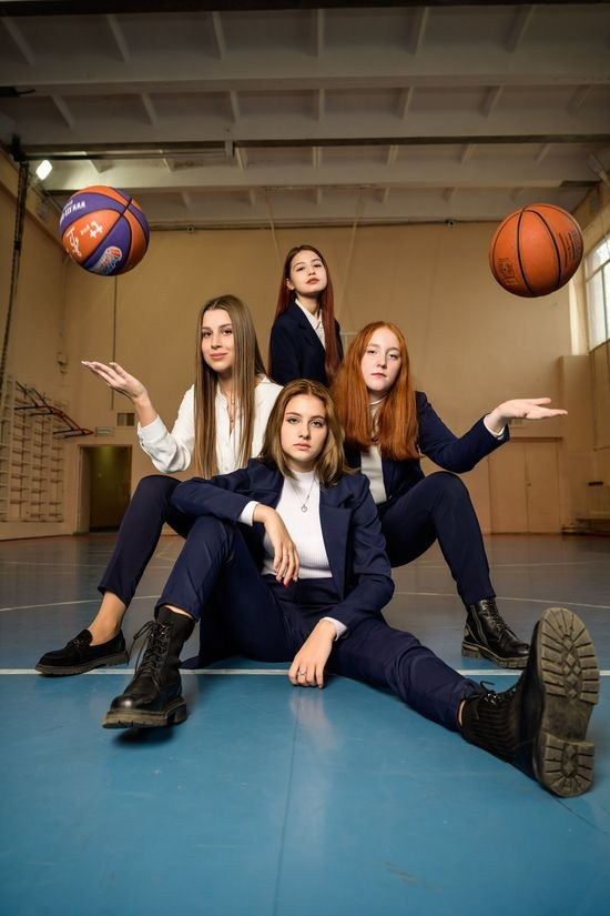 9-11 класс. XPLACEMEDIA — Виньетки в Актобе. Выпускные альбомы в Актобе