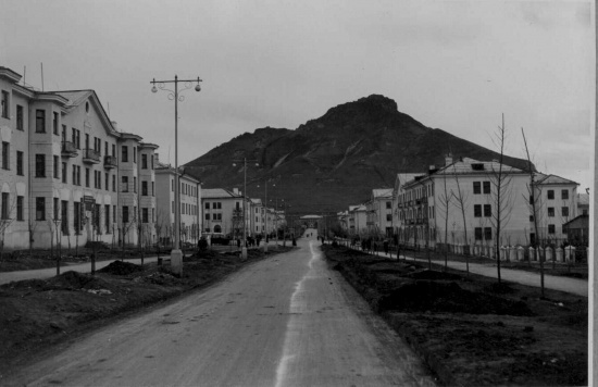 Улица Ленина. Фотоальбом истории города Лермонтов