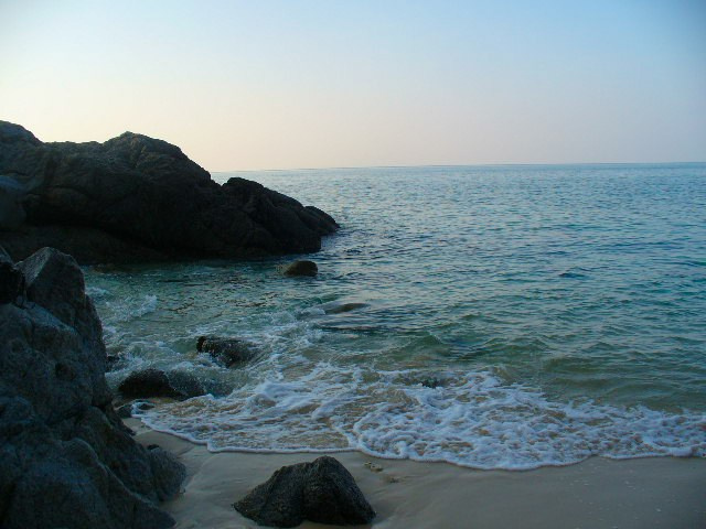 On wild beach. Фотограф Москва