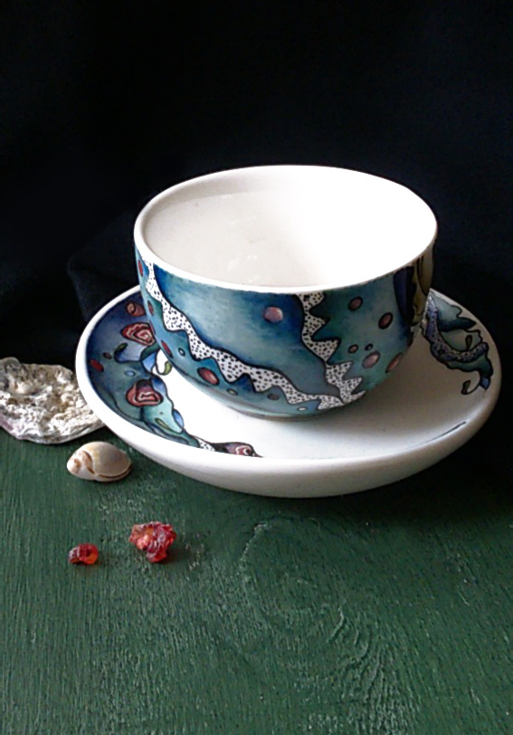 Кофейная пара с видом на море