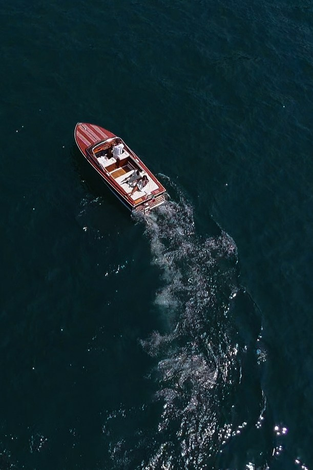 Tishane & Fiance. Maria Anistratova | Destination Photographer, Videographer & Drone Pilot — Lake Como