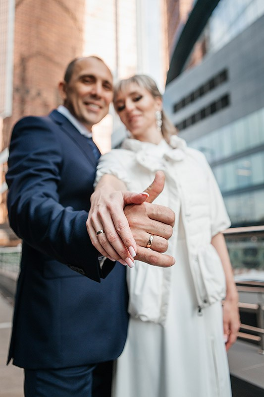 Регистрация и прогулка в Сити. Фотограф Анна Анисимова. Свадьбы, портреты, творческий репортаж