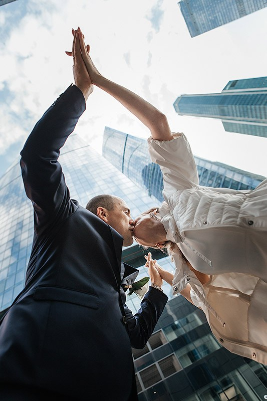 Регистрация и прогулка в Сити. Фотограф Анна Анисимова. Свадьбы, портреты, творческий репортаж