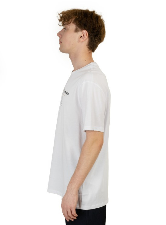 Предметная съёмка мужских футболок. Предметный фотограф в Симферополе Антон Катунин