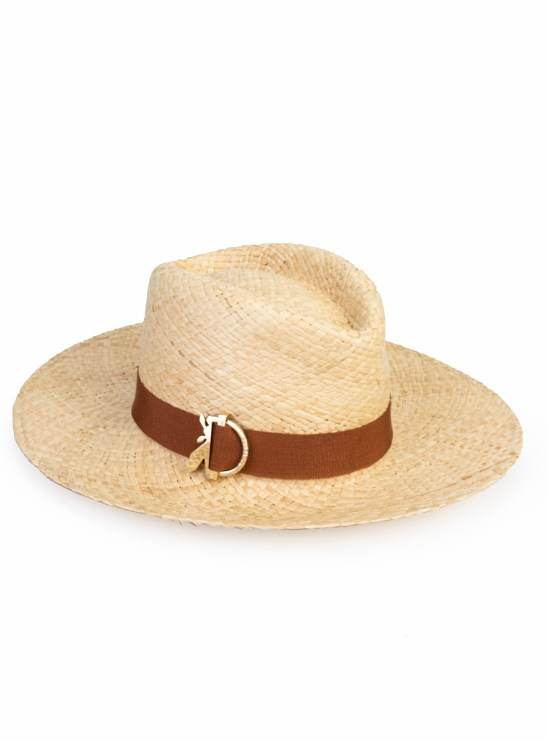 Предметный фотограф в Симферополе Антон Катунин