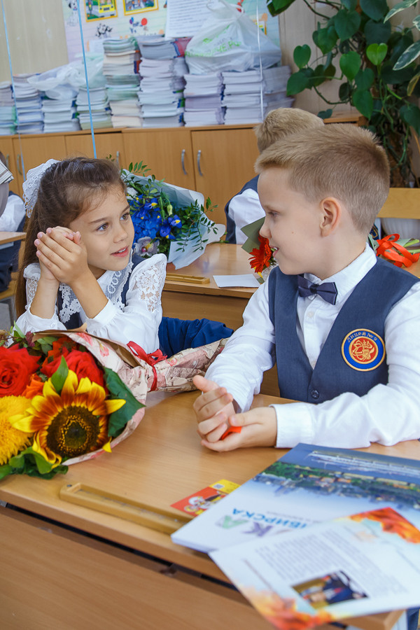 1 сентября. Выпускные альбомы в школе и детском саду