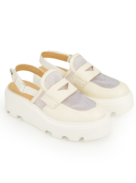 Предметная съёмка для маркетплейсов | Обувь. Предметный фотограф в Симферополе Антон Катунин